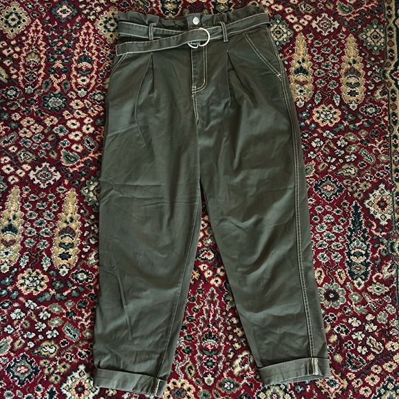 Wild Fable High Rise Paper Bag Army Green Pants EUC - Picture 4 of 10